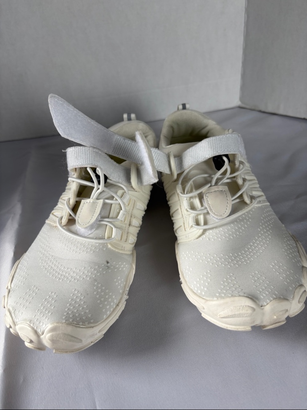 Sporto Cream/White Kids Hook-and-Loop Athletic Sneakers